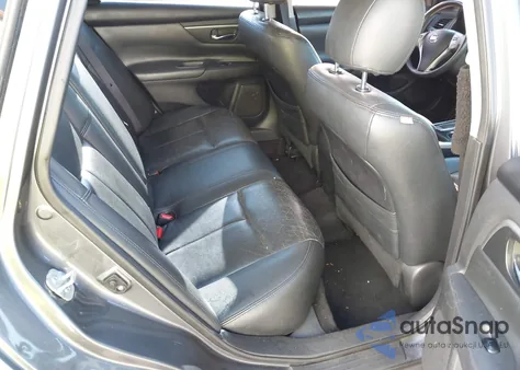 2015 Nissan Altima 2.5 S z USA, uszkodzony, nr VIN 1N4AL3AP6FN358925